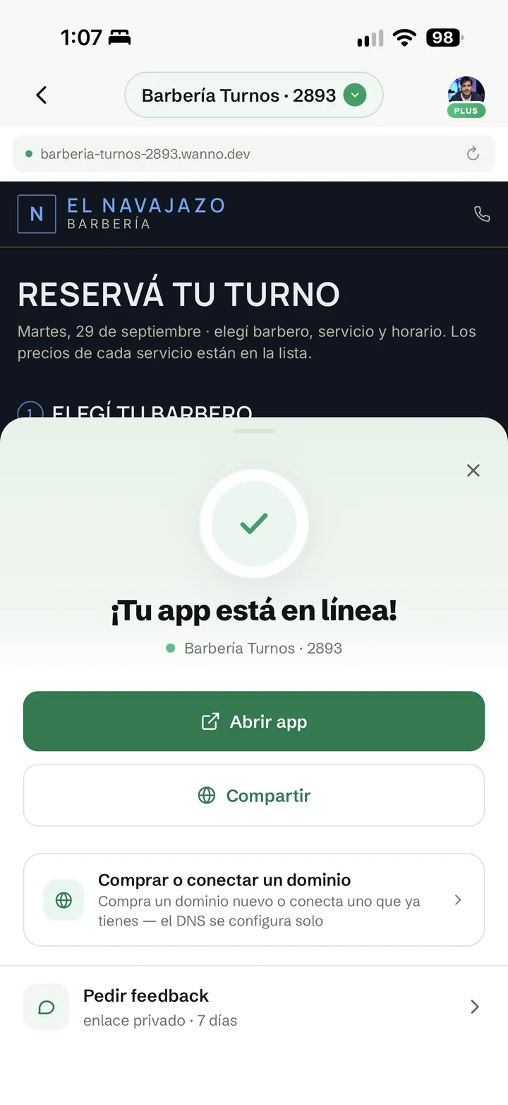 Confirmación Tu app está en línea con Abrir app, Compartir y Pedir feedback