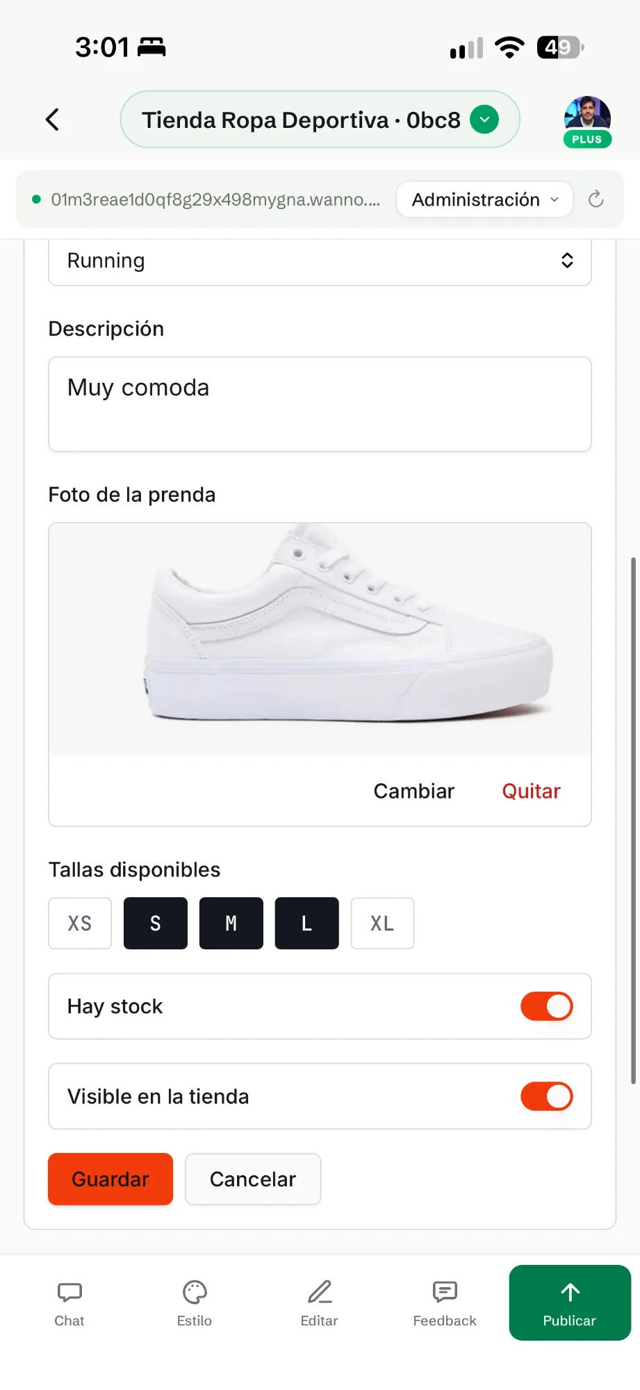 Tallas disponibles, interruptores Hay stock y Visible en la tienda, y el botón Guardar